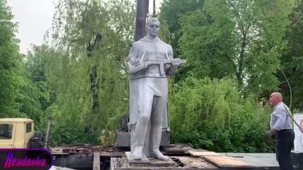 Война с памятниками на Западной Украине продолжается