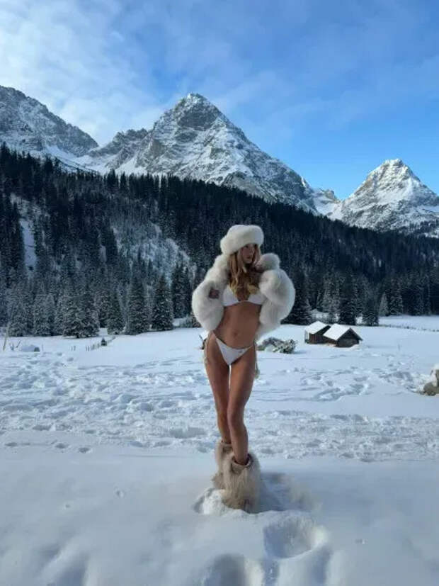 Рози Хантингтон-Уайтли 