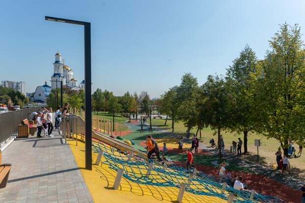 Игровые площадки Москвы приспосабливают для взрослых