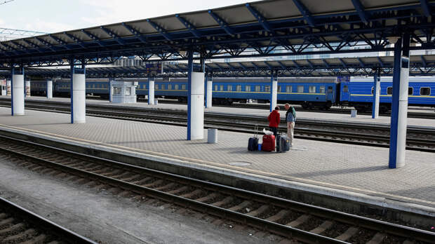 Обозреватель: на Украине задумались о запуске крымского поезда 