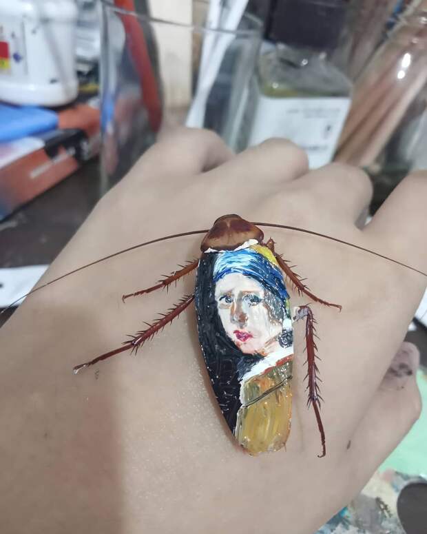 Филиппинская художница воссоздала знаменитые картины на дохлых тараканах