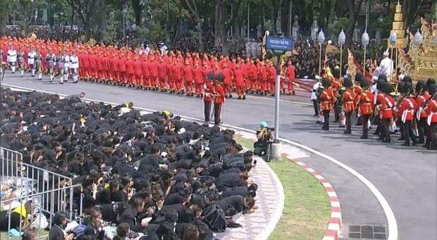 Как проходили в Таиланде похороны короля Рамы IX король, похороны, таиланд, траур
