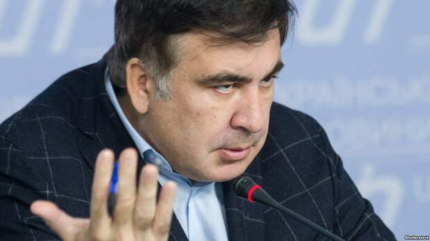 Саакашвили грозится вернуться в политику Грузии