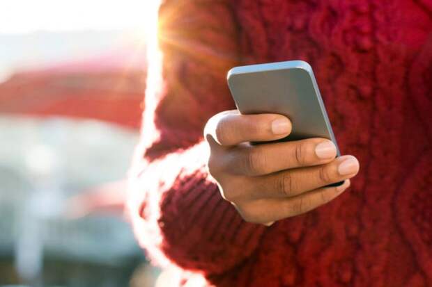 Мобильные операторы в России ввели плату за смс на сервисные номера банков