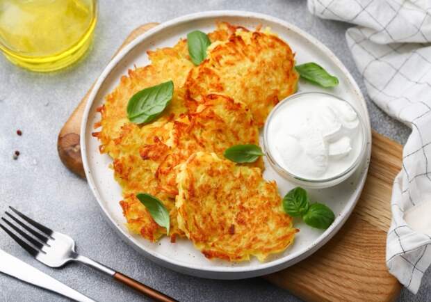 Картофельные драники. \ Фото: menunedeli.ru.