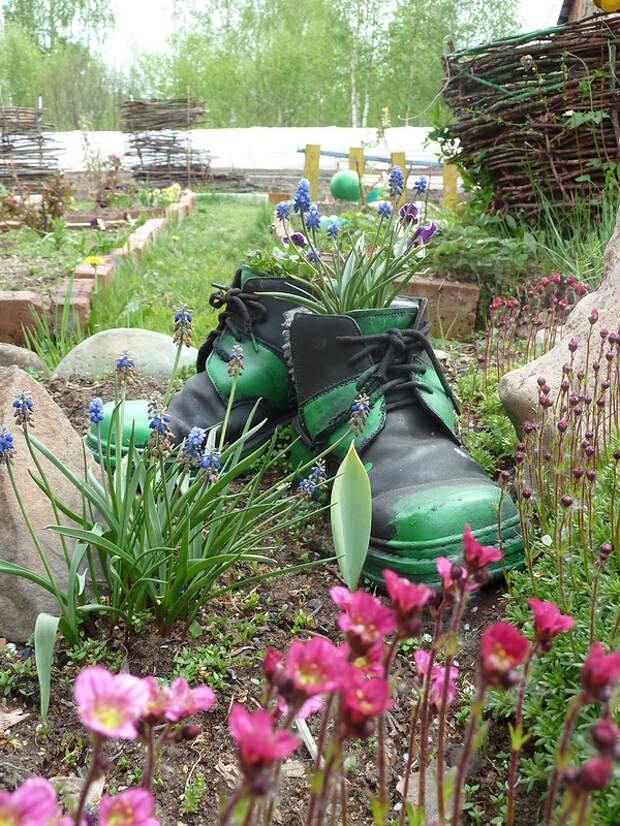 декор клумбы