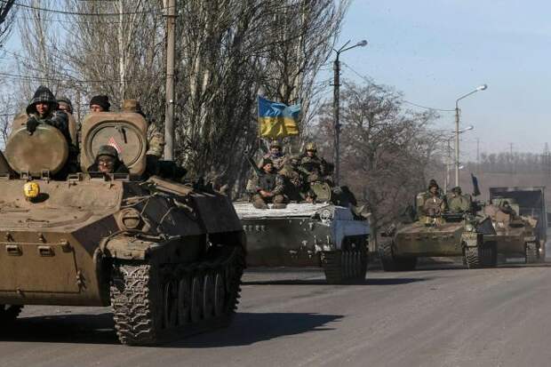 ВАЖНО: ВСУ перекрыли гражданскую автотрассу под Донецком для переброски сотни танков