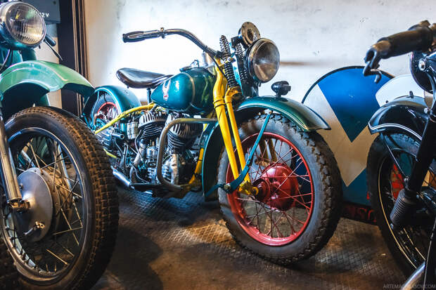 В гостях у латвийского реставратора старых автомобилей олдтаймер, реставратор, реставрация, старые автомобили