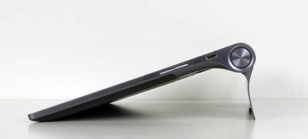 Lenovo Yoga Tab 3 Pro - вид сбоку