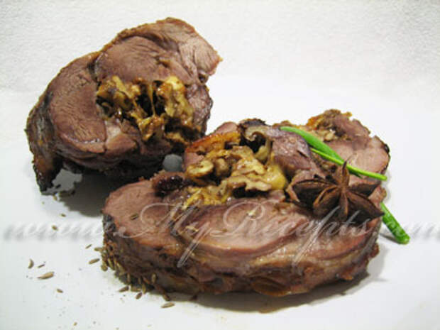Баранина в пиве с сыром и орехами