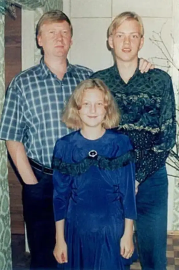 Как выглядят и живут сын и дочь Анатолий Чубайса, сбежавшего из России