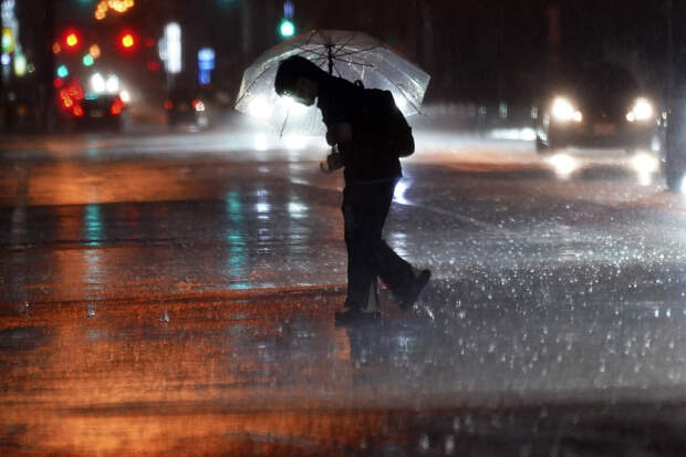 В Японии власти предложили 25 тыс. жителям острова Мияко выехать из-за ливней