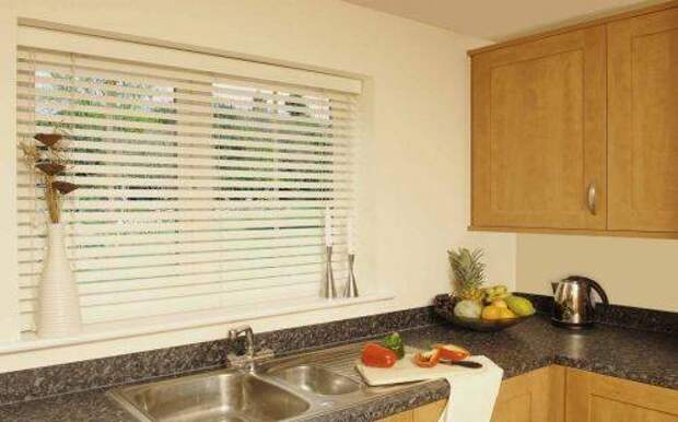 b2ap3_thumbnail_Faux-Wood-Venitian-Kitchen-Blinds.jpg