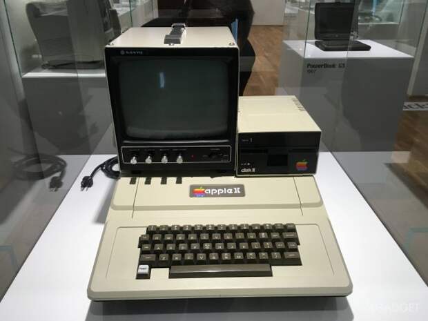 У чехов появился собственный музей продукции Apple (43 фото)