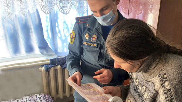 В Крыму в домах многодетных семей установили пожарную сигнализацию