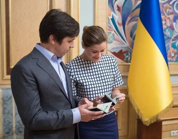 Порошенко предоставил гражданство Украины Марии Гайдар Порошенко предоставил гражданство Украины Марии Гайдар