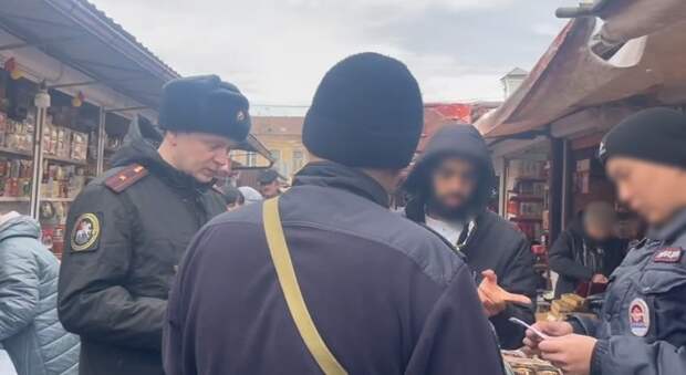 В Астрахани проведено очередное проверочное мероприятие о постановке на воинский учет бывших мигрантов, приобретших гражданство России