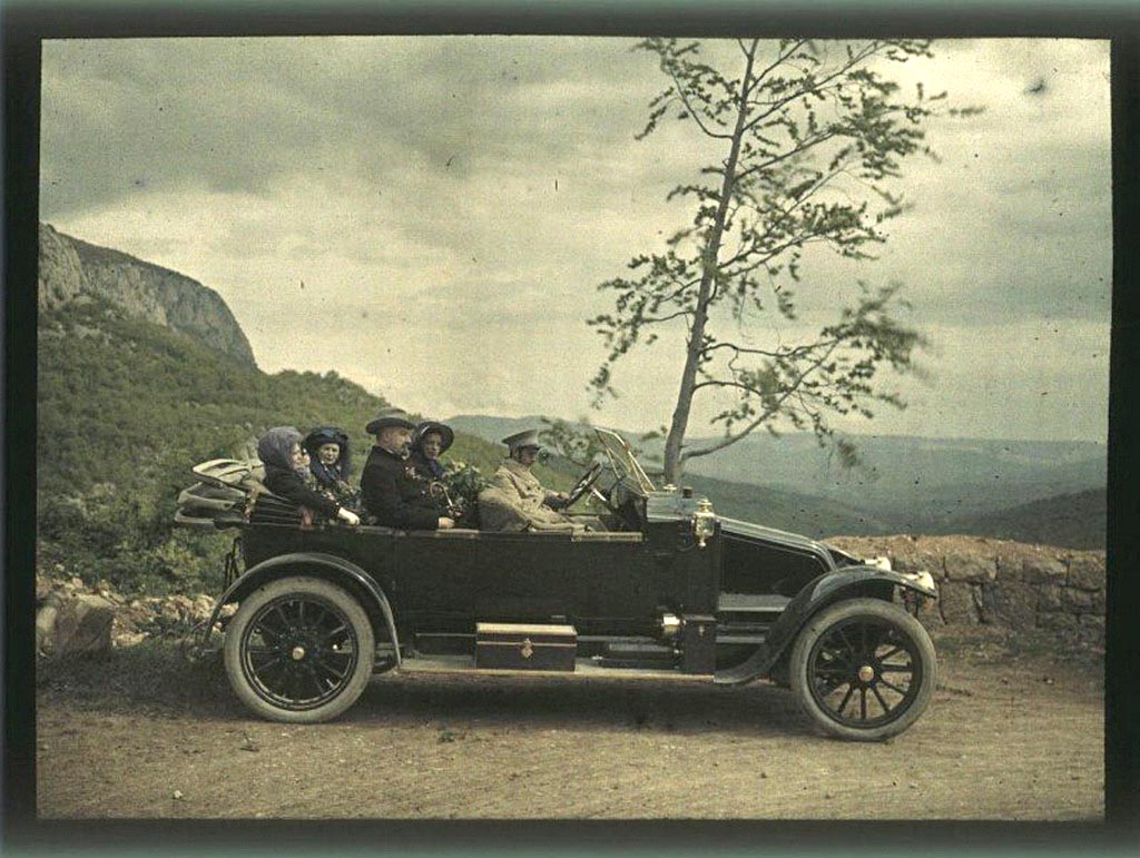 Русский автохром: Дореволюционная Россия в цветных фотографиях ( НЕ Прокудин-Горский)