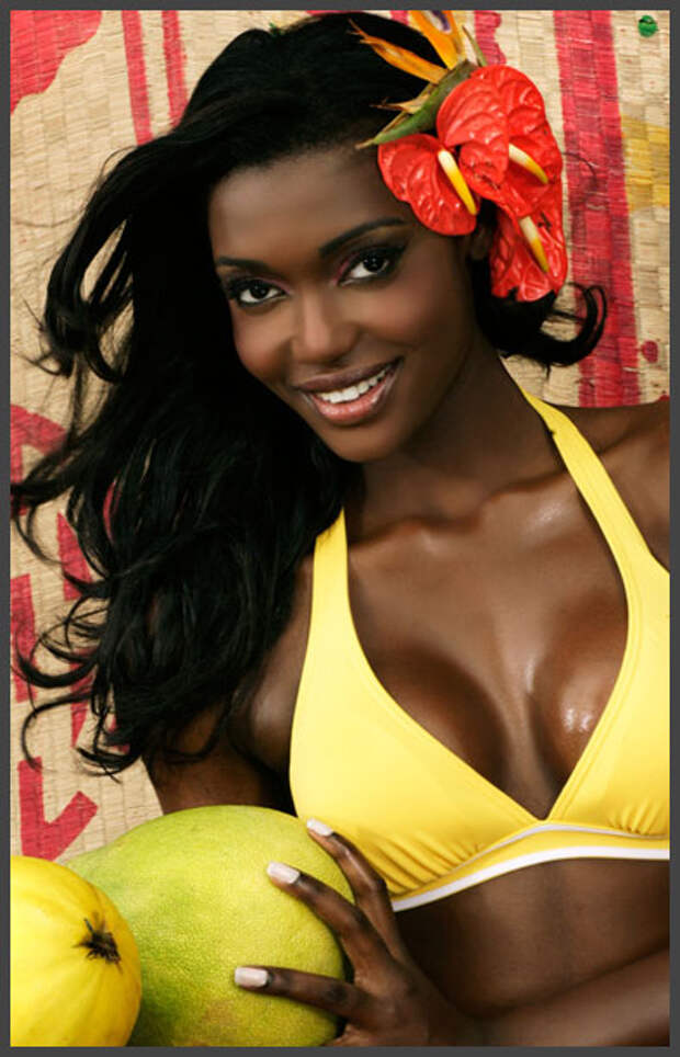 красивая негритянка Леслиана Перейра, Мисс Ангола 2008. Фото / Lesliana Pereira, Miss Angola 2008 photo