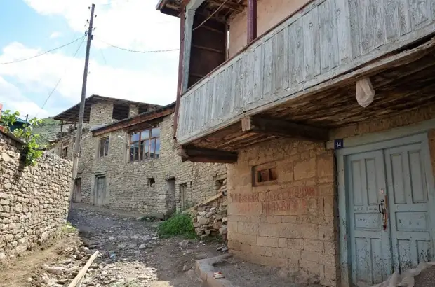 Горные крепости и укрепленные аулы Дагестана Горные крепости и укрепленные аулы Дагестана