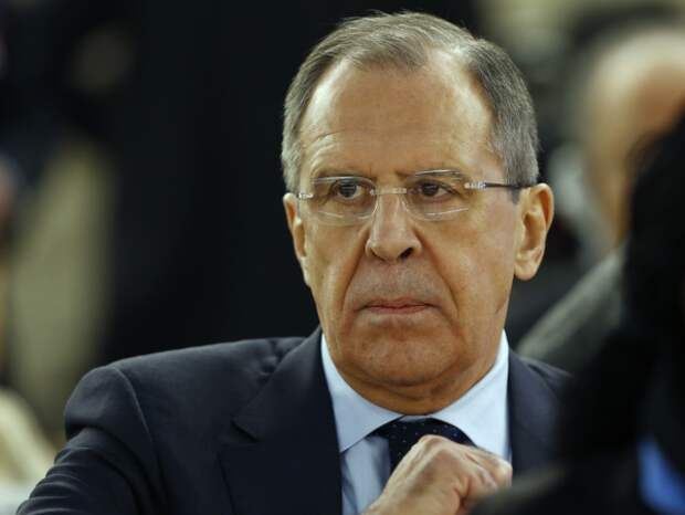 Лавров: президент Польши "молчал в тряпочку", когда Украина героизировала нацистов УПА Лавров: президент Польши "молчал в тряпочку", когда Украина героизировала нацистов УПА