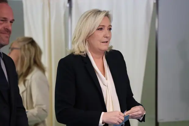 Экзит-полл: Ле Пен проиграла во втором туре выборов, но назвала это победой