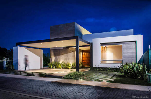 Дома в стиле модерн от ADI / arquitectura y diseño interior