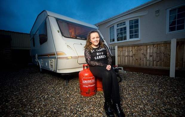 to live in a trailer
