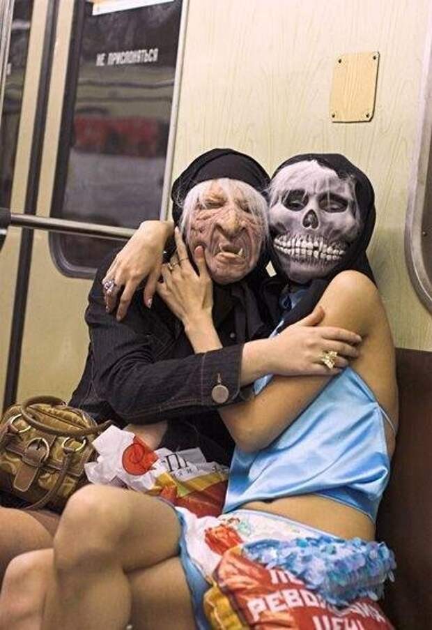 Смешные фотки из метро - общественный транспорт Смешные фотки из метро - общественный транспорт