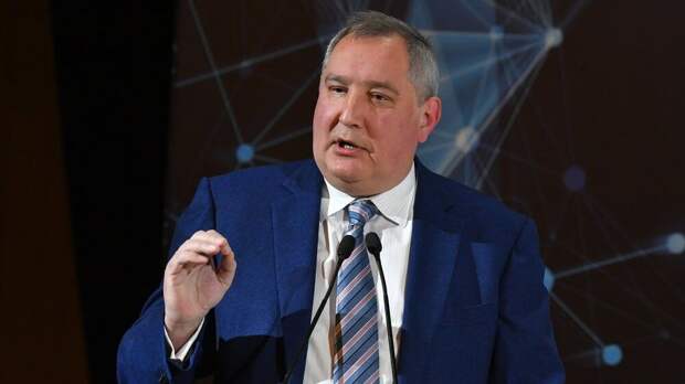 Глава Роскосмоса Рогозин назвал Джонсона «шпаной»