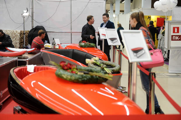 Выставка похоронной моды в Москве (50 фото)