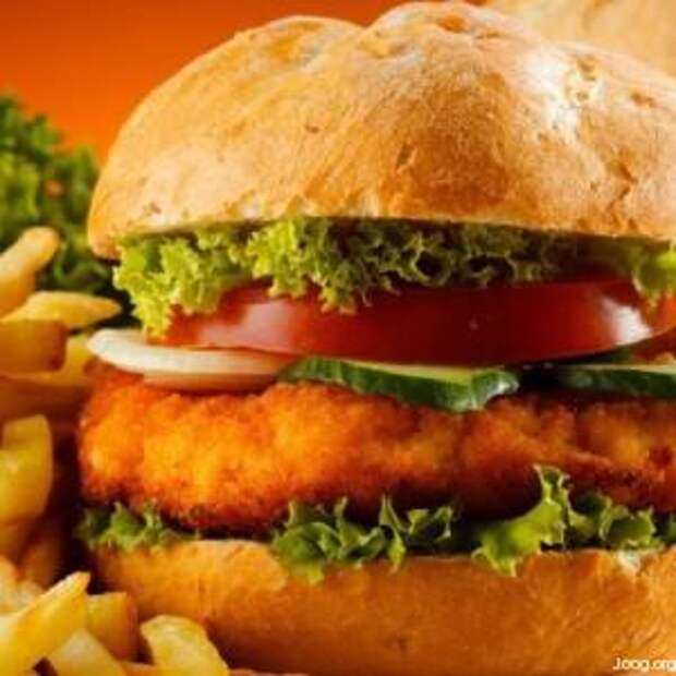 chikenburger-s-xrustyashhej-kartoshechkoj-iz-makdonaldsa