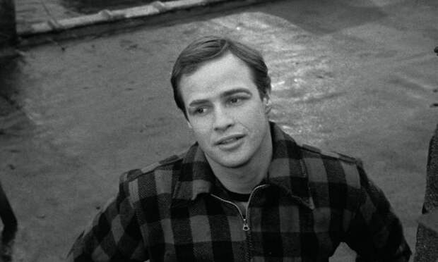 18 место: «В порту» (1954)