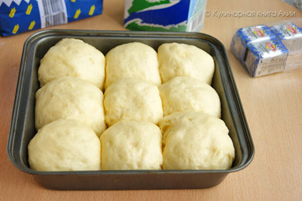 Булочки "Buchteln" со сливками Булочки "Buchteln" со сливками