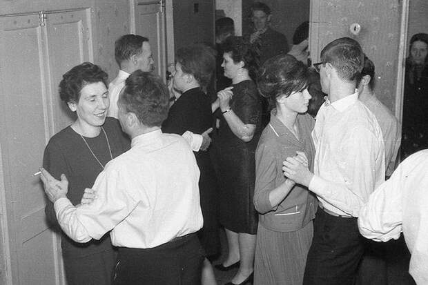 Колорит свадеб СССР (23 фото) Колорит свадеб СССР (23 фото)