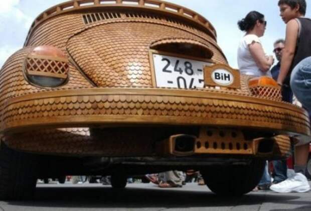Деревянный Volkswagen Beetle