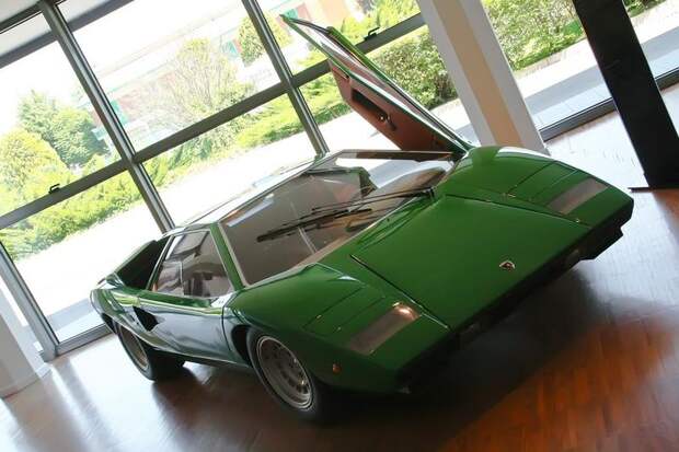 Экскурсия по музею Lamborghini