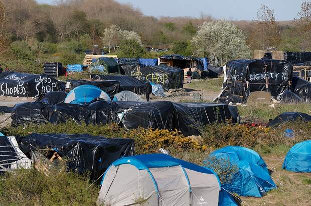 nelegal'nye migranty v Kale vo Francii (7)