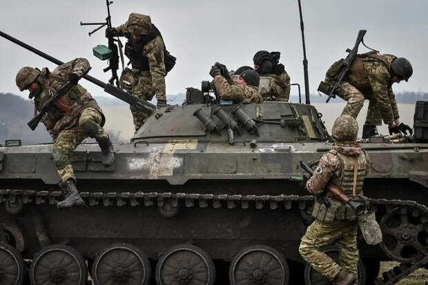 ТАСС: командование ВСУ бросает на позиции у Хатнего недолечившихся пограничников