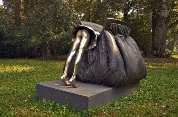 самые необычные памятники мира
