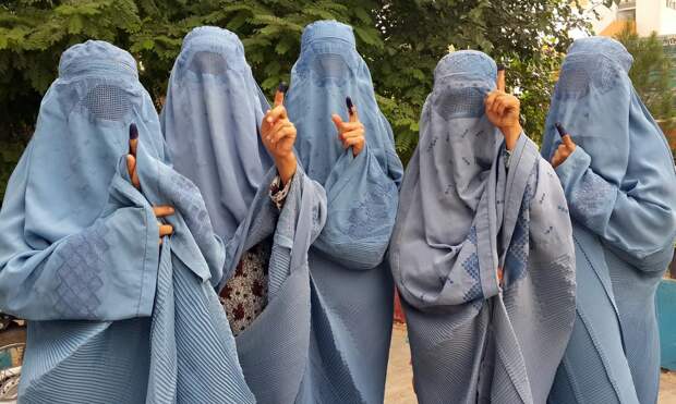 Афганским женщинам хорошо — они никуда не бегут