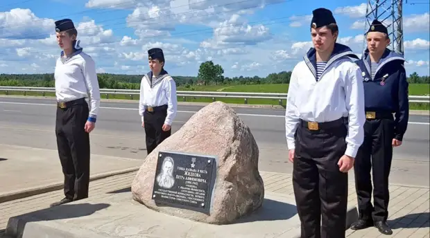 Подвиг контрразведчика: как сотрудник Смерша Пётр Жидков получил звезду Героя Советского Союза