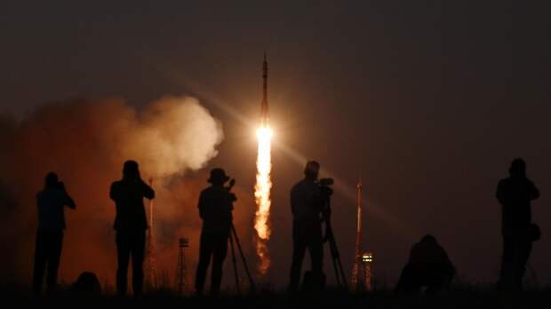 Выход российских космонавтов в открытый космос отменён из-за сигнала системы диагностики