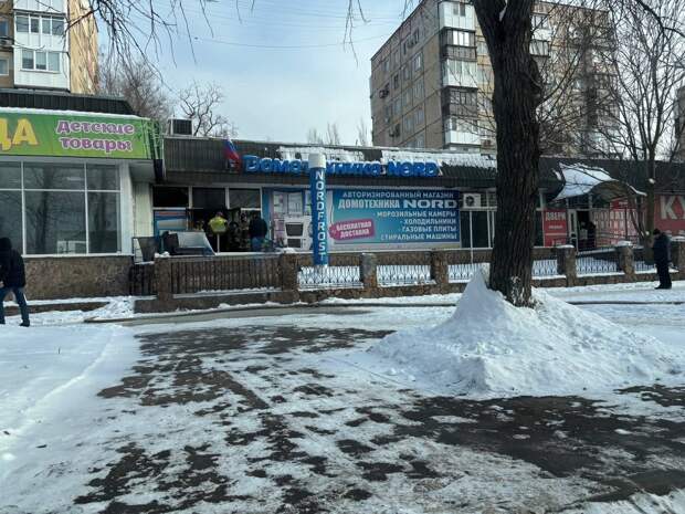 Сгорел магазин техники в Калининском районе Донецка