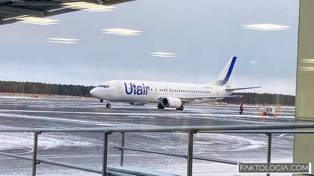 В Москве из-за снегопада задерживаются авиарейсы в Сургут и Тюмень