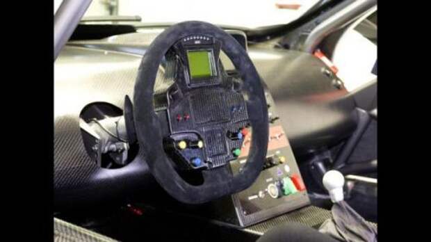 Топ 10 самых дорогих авто через интернет (41 фото) Топ 10 самых дорогих авто через интернет (41 фото)