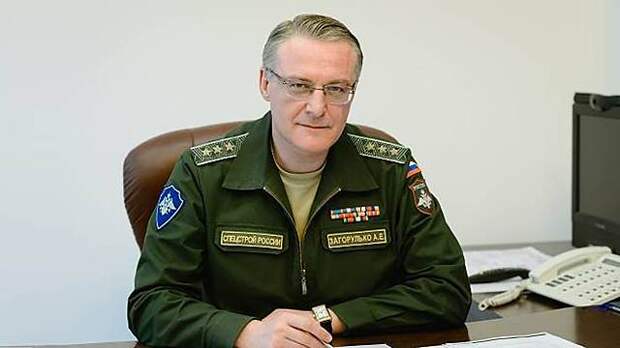 Генерала-строителя похитили и пытали паяльником несколько дней У бывшего первого заместителя директора Спецстроя России, которому Минобороны предъявило иск на 450 млн рублей, бандиты похитили более 100 млн рублей.