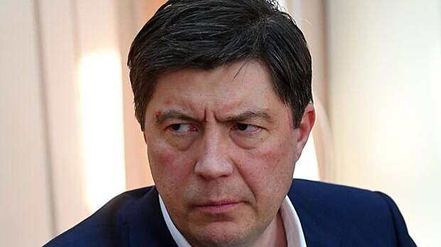 Суд перенес оглашение приговора экс-банкиру Хотину на 4 марта