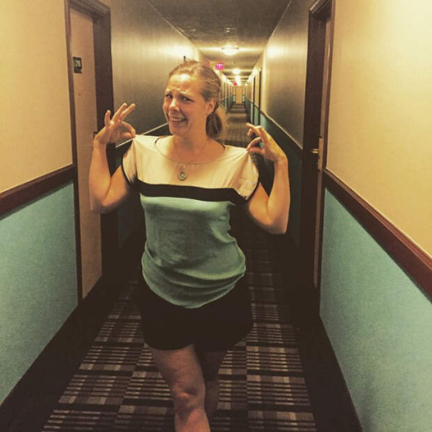 15+ People Who Accidentally Dressed Like Their Surroundings