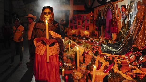 Кладбище на Dia de los Muertos